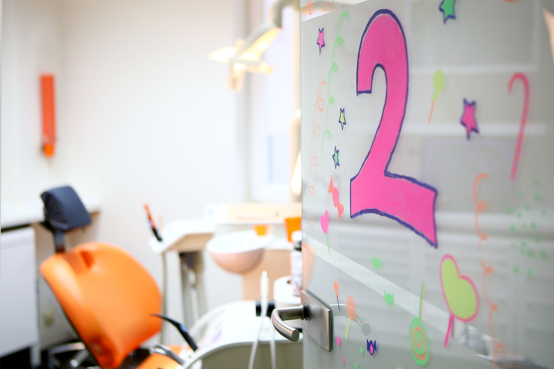 Behandlungszimmer Nummer zwei